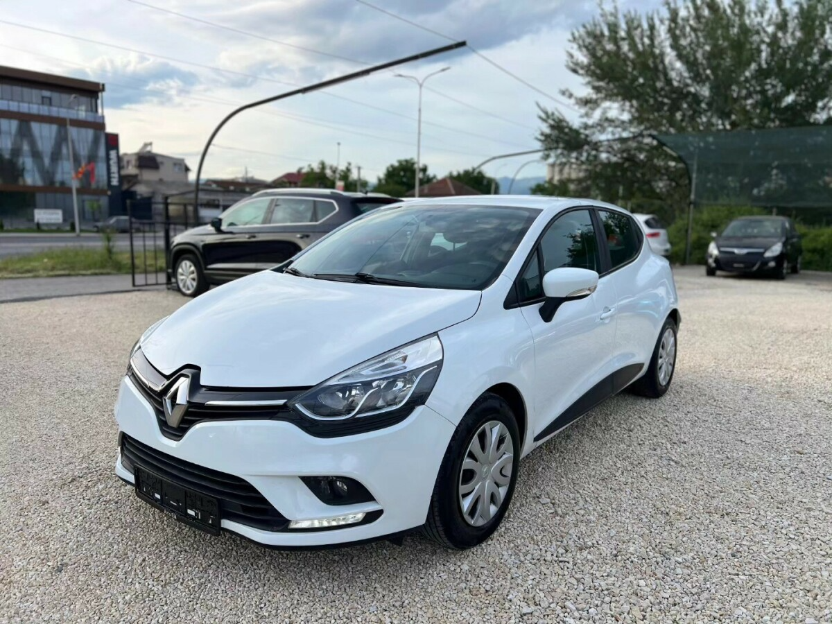 Renault Clio   - 2017