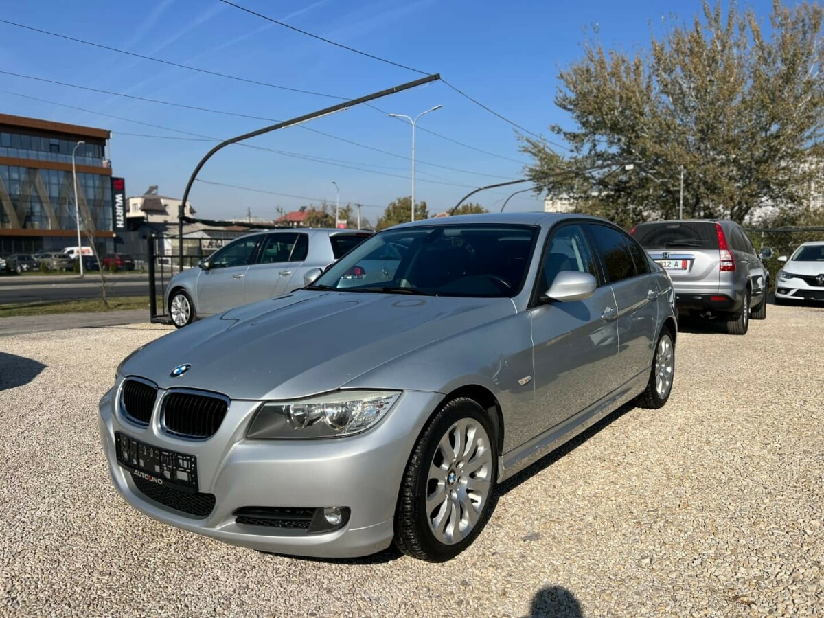 BMW 3 Series   - 2010