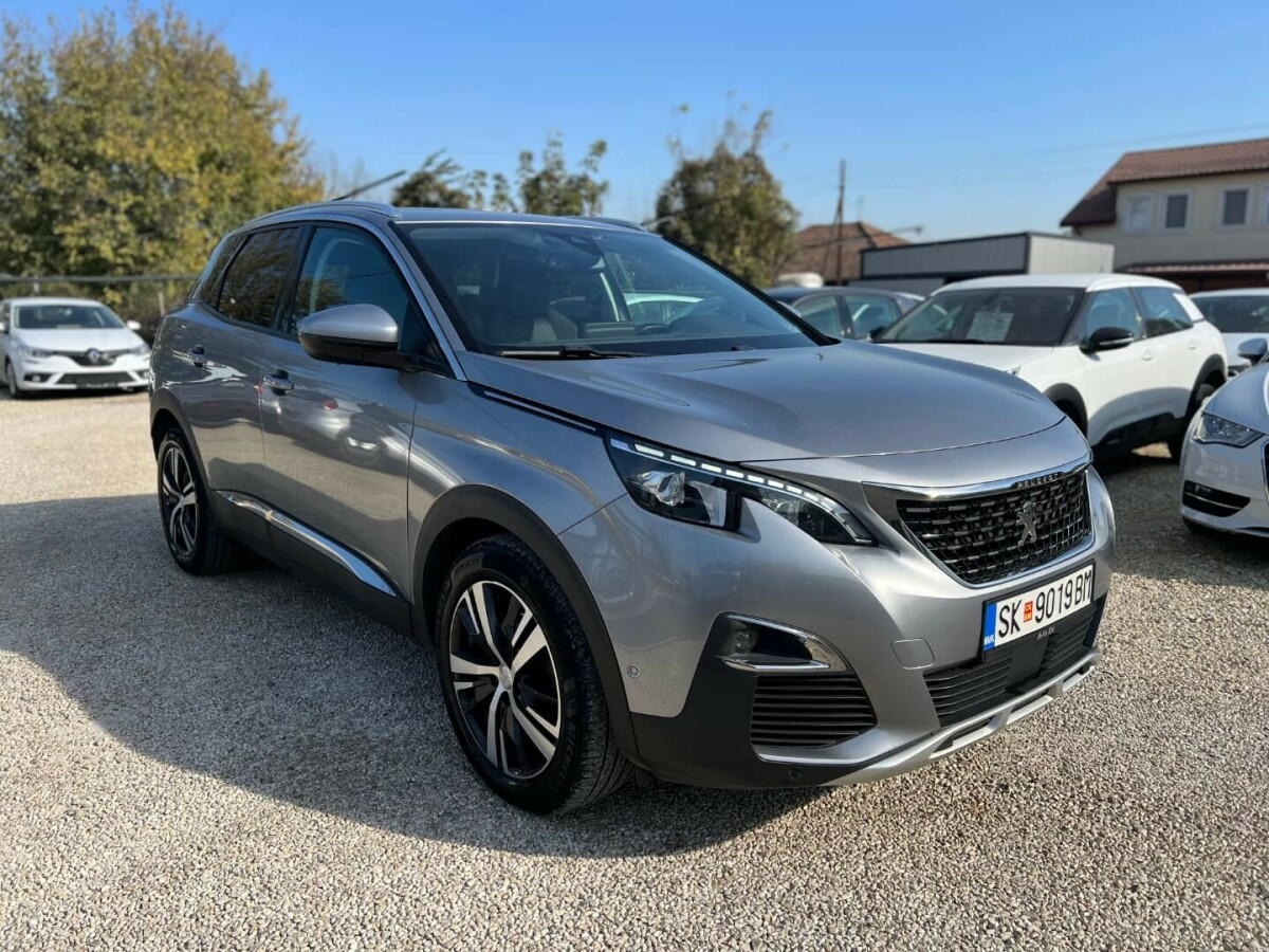 Peugeot 3008   - 2018