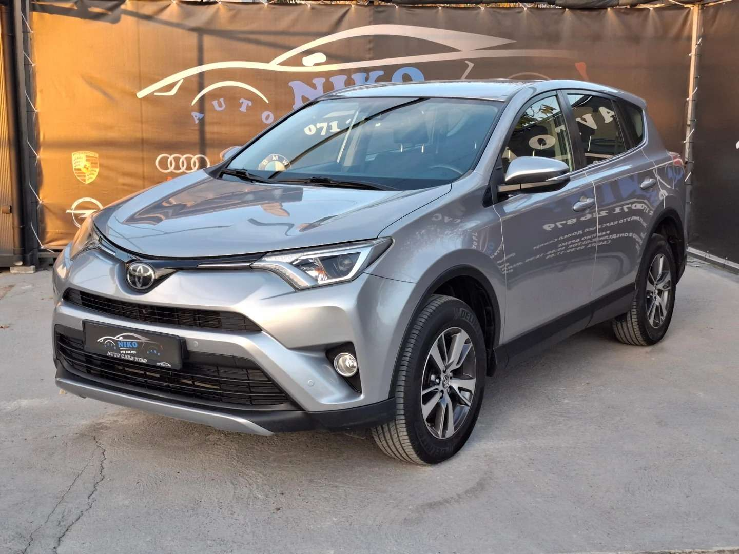 Toyota RAV4   - 2016