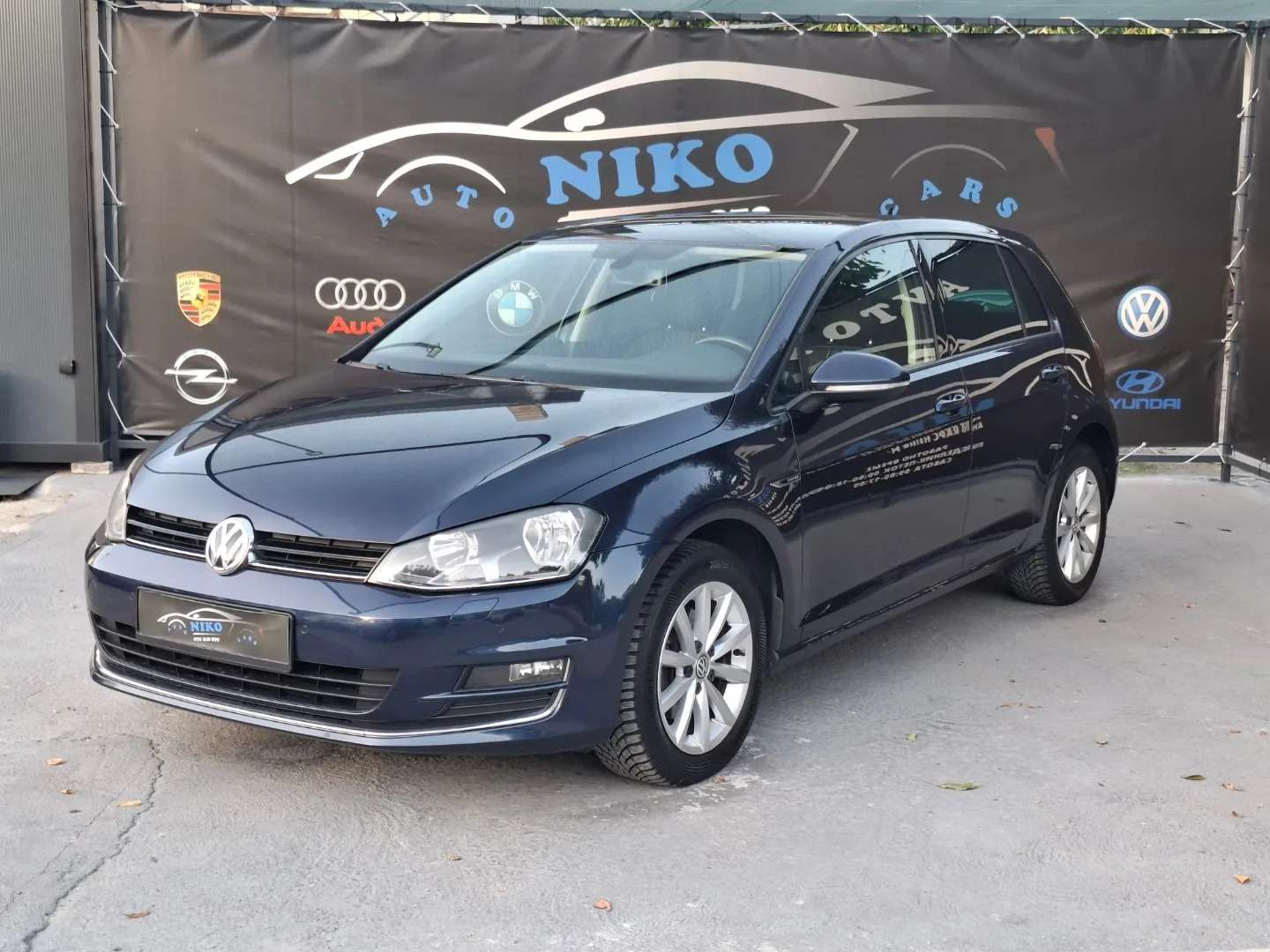 Volkswagen Golf   - 2015