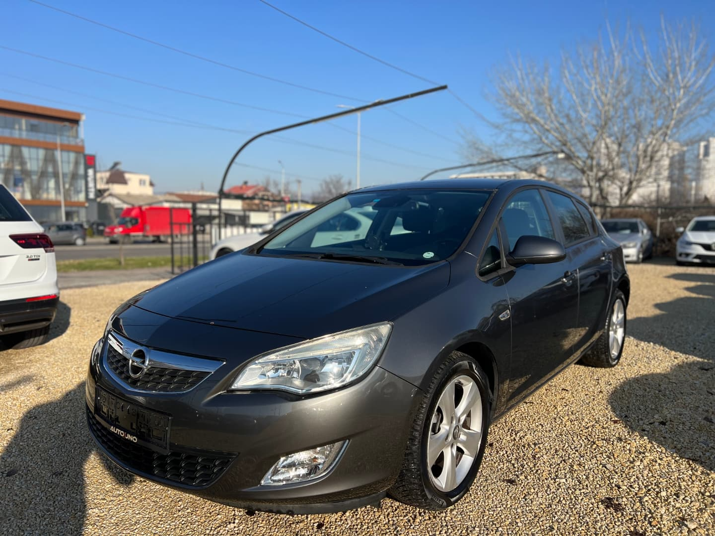 Opel Astra   - 2010