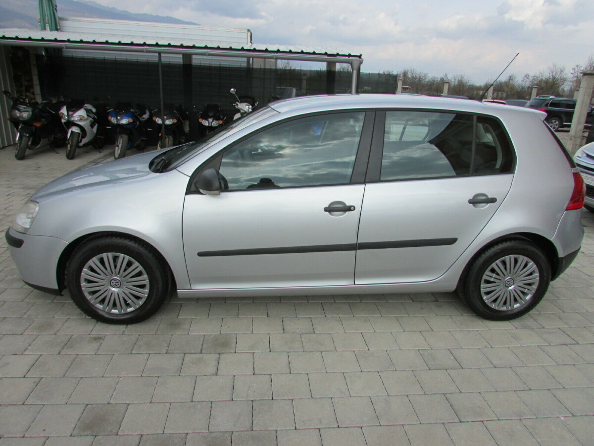 Volkswagen Golf   - 2008