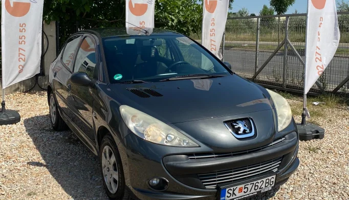 Peugeot 206  - 2012