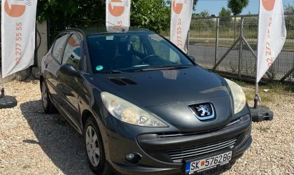 Peugeot 206  - 2012