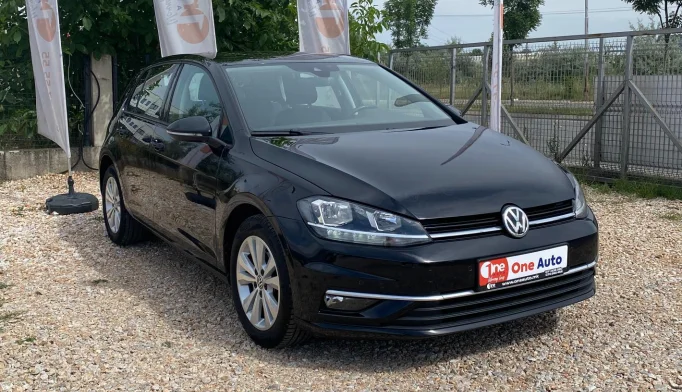 Volkswagen Golf  - 2018