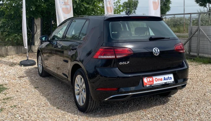 Volkswagen Golf  - 2018