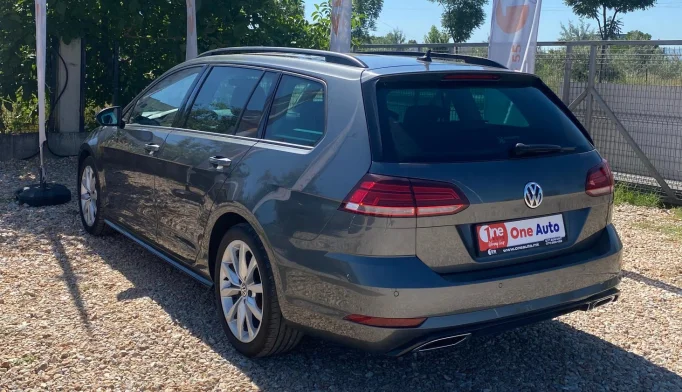 Volkswagen Golf R  - 2019