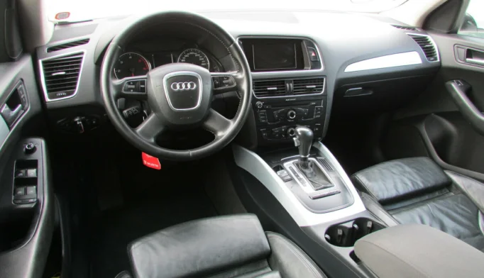 Audi Q5  - 2011