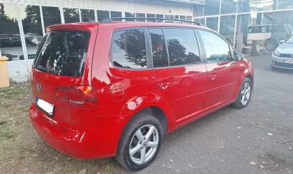 Volkswagen Touran  - 2011