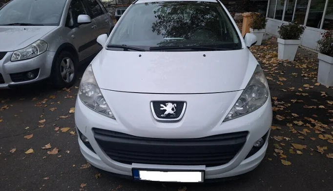 Peugeot 207  - 2009