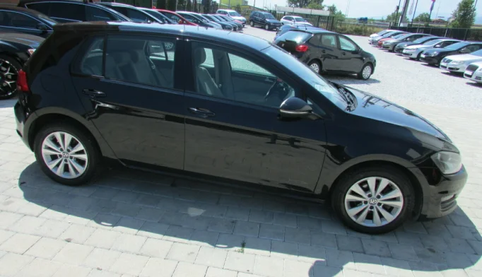 Volkswagen Golf  - 2014