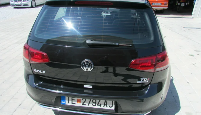 Volkswagen Golf  - 2014