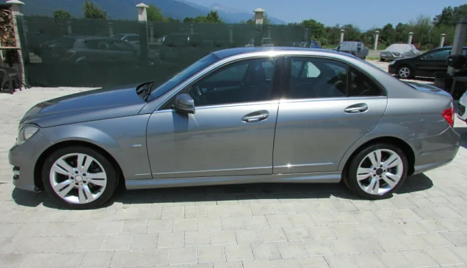 Mercedes-Benz C-Class   - 2011