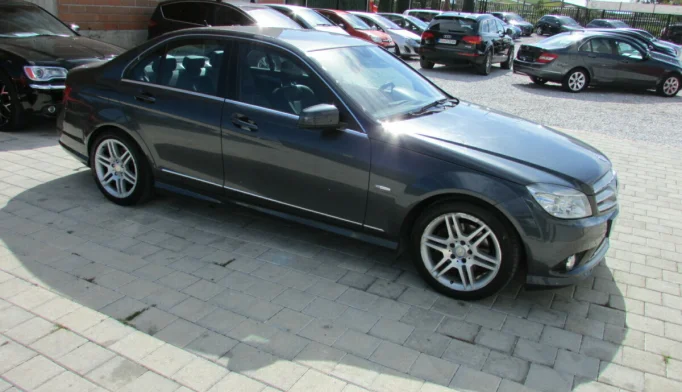 Mercedes-Benz C-Class  - 2010