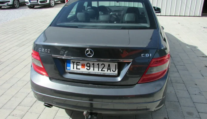 Mercedes-Benz C-Class  - 2010