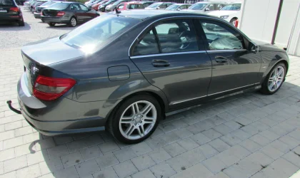 Mercedes-Benz C-Class  - 2010