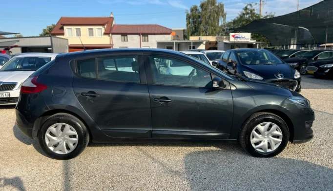 Renault Megane  - 2014