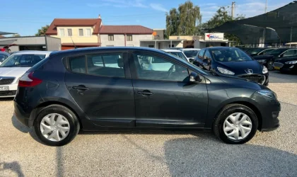 Renault Megane  - 2014