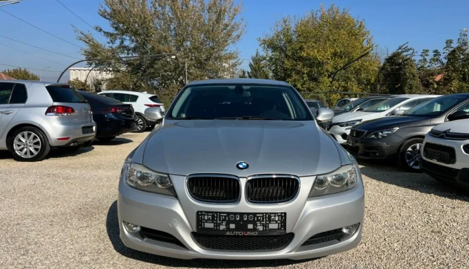 BMW 3 Series  - 2010