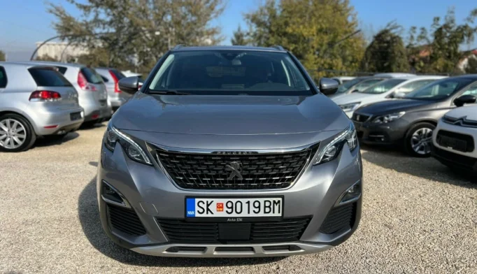 Peugeot 3008  - 2018