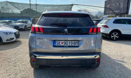 Peugeot 3008  - 2018