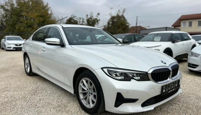 BMW 3 Series   - 2019