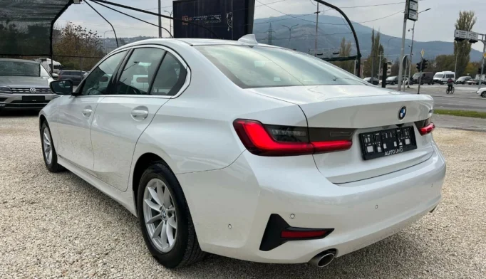 BMW 3 Series  - 2019