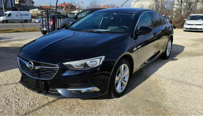 Opel Insignia  - 2018