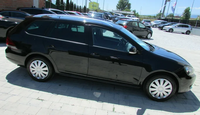 Volkswagen Golf  - 2010