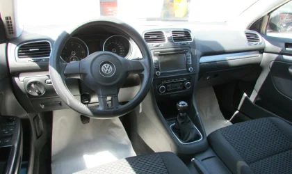 Volkswagen Golf  - 2010