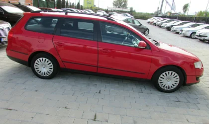 Volkswagen Passat  - 2010