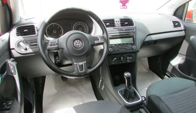 Volkswagen Polo  - 2010