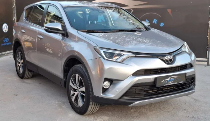 Toyota RAV4  - 2016