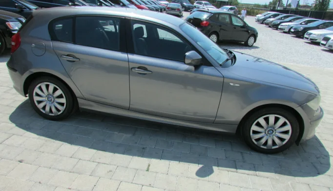 BMW 1 Series  - 2010