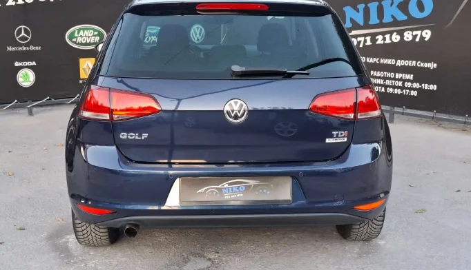 Volkswagen Golf  - 2015