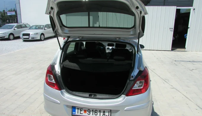 Opel Corsa  - 2012