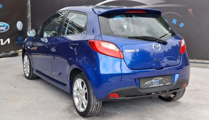 Mazda 2  - 2009