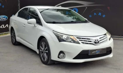 Toyota Avensis  - 2012