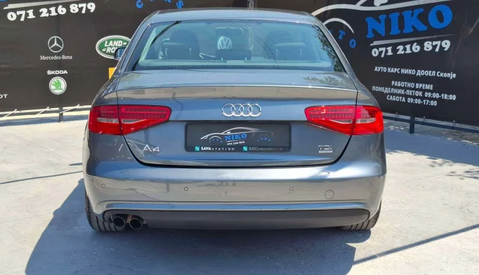 Audi A4  - 2012