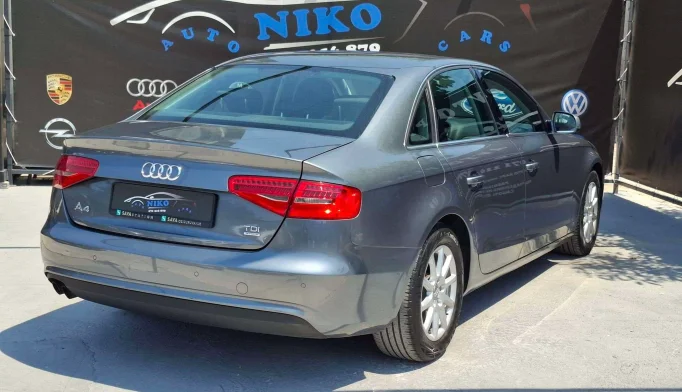 Audi A4  - 2012