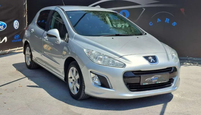 Peugeot 308  - 2011