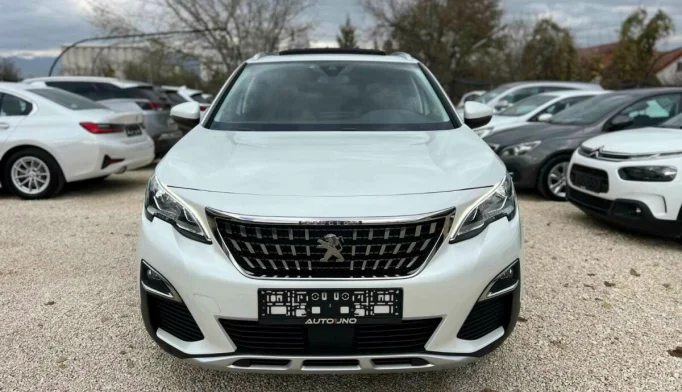 Peugeot 3008  - 2017