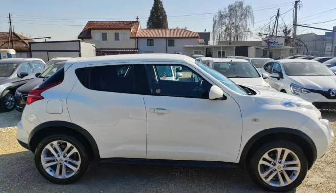 Nissan Juke  - 2011