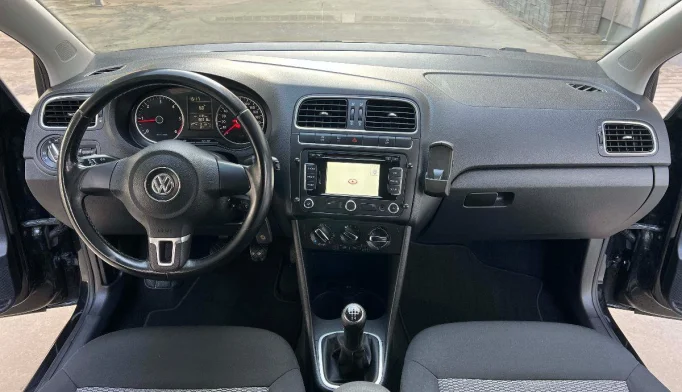 Volkswagen Polo  - 2010