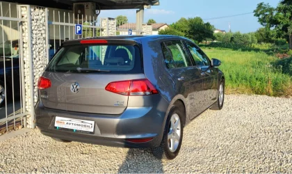 Volkswagen Golf  - 2013