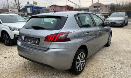 Peugeot 308  - 2021