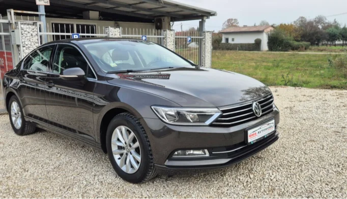 Volkswagen Passat  - 2015