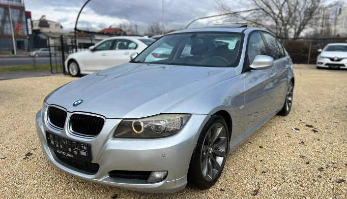 BMW 3 Series  - 2009