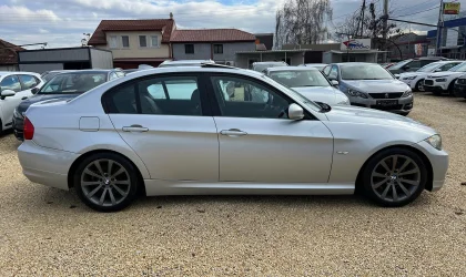 BMW 3 Series  - 2009